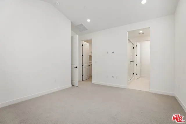 $1,041,990 | 1693 Coral Sea Lane, Los Angeles, CA 90732