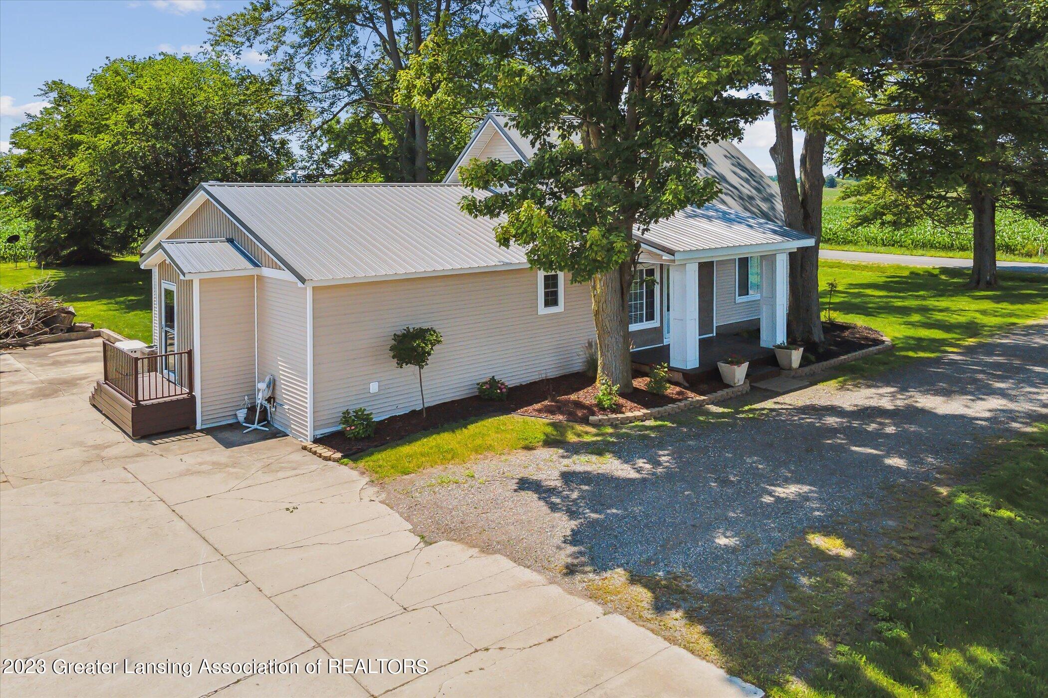 6477 Miner Road Carson City, MI 48811 - Photo 4 of 53 52-6477-Miner-Rd-Carson-City-MI-48811-Wi
