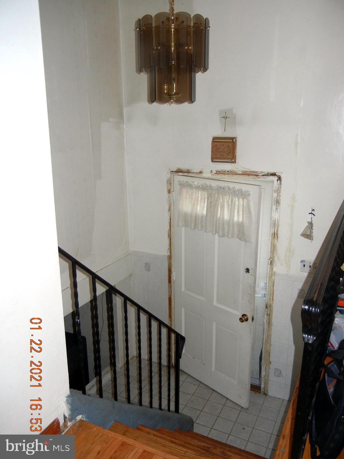 351 Peach Road Bellmawr, NJ 08031 - Photo 4 of 21 Gallery Image 4