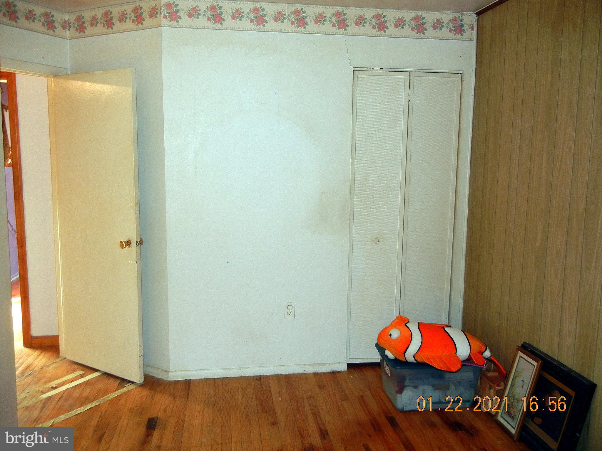 351 Peach Road Bellmawr, NJ 08031 - Photo 9 of 21 Gallery Image 9