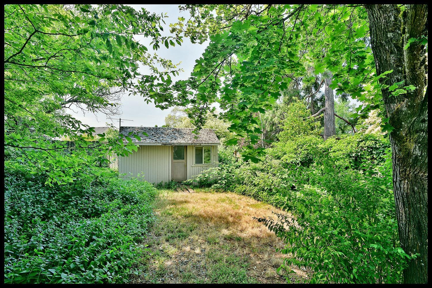 2397 Scoville Road Grants Pass, OR 97526 - Photo 15 of 31 Additional Photo