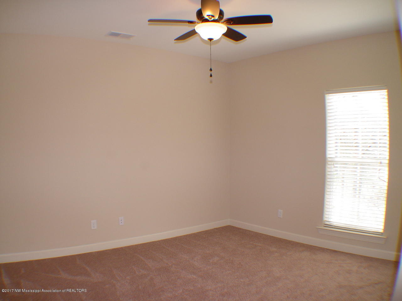 13239 Cathy Road Byhalia, MS 38611 - Photo 22 of 26 Bedroom 4