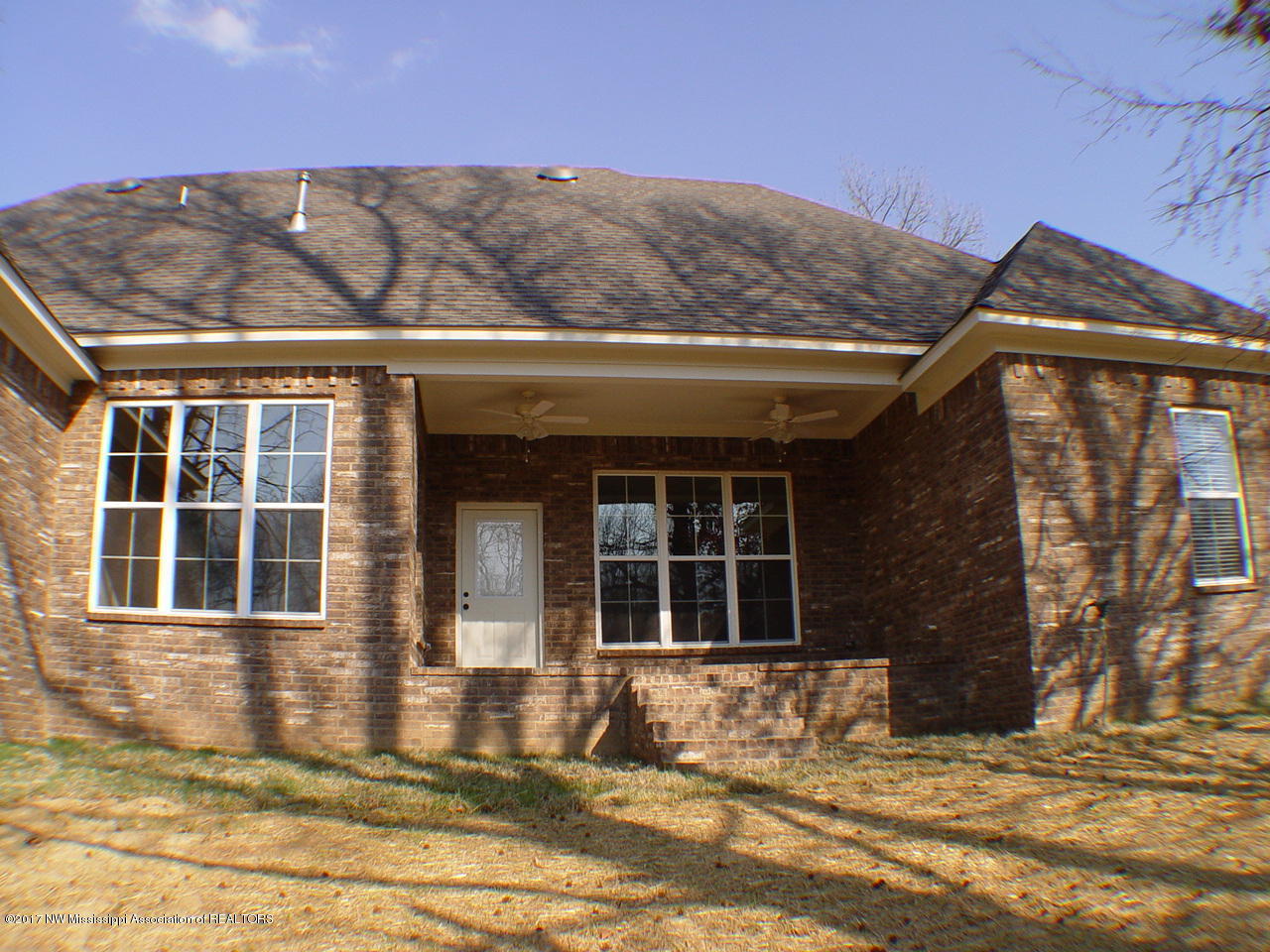 13239 Cathy Road Byhalia, MS 38611 - Photo 25 of 26 Back Patio