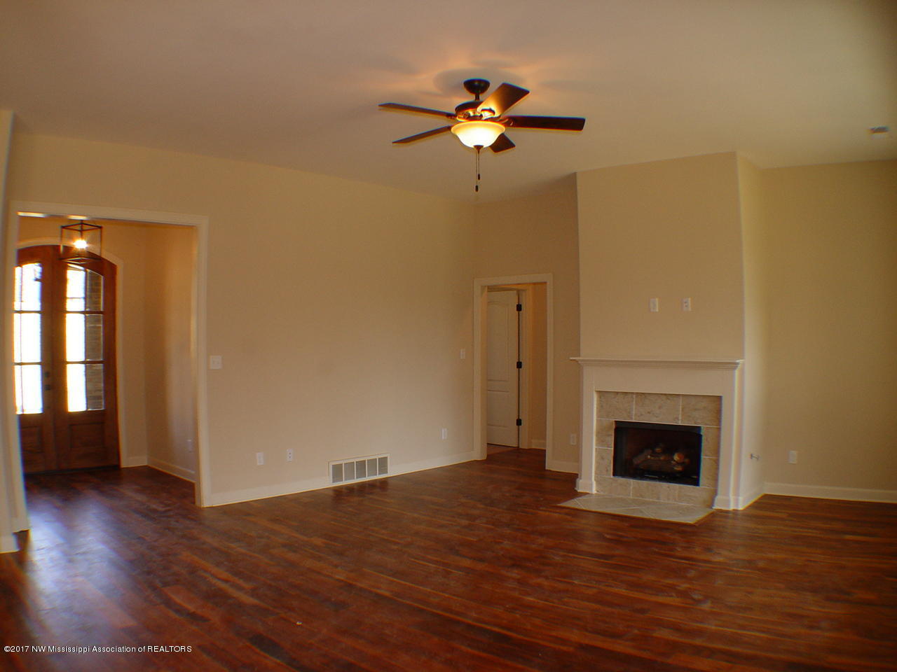 13239 Cathy Road Byhalia, MS 38611 - Photo 7 of 26 Great Room