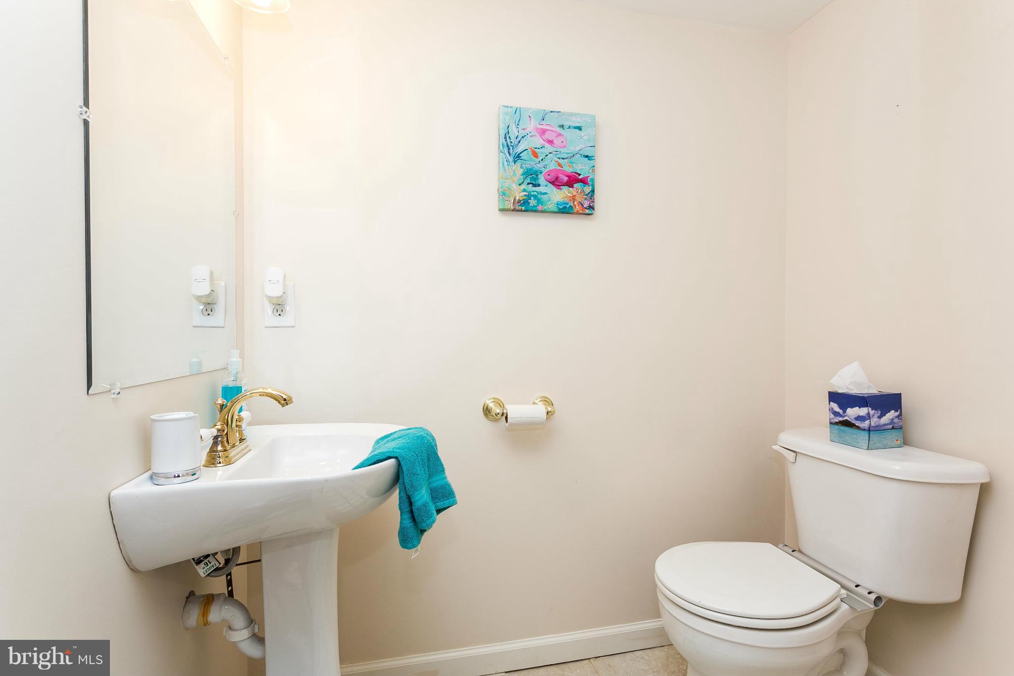 7702 Perry Road Baltimore, MD 21236 - Photo 8 of 30 Bath