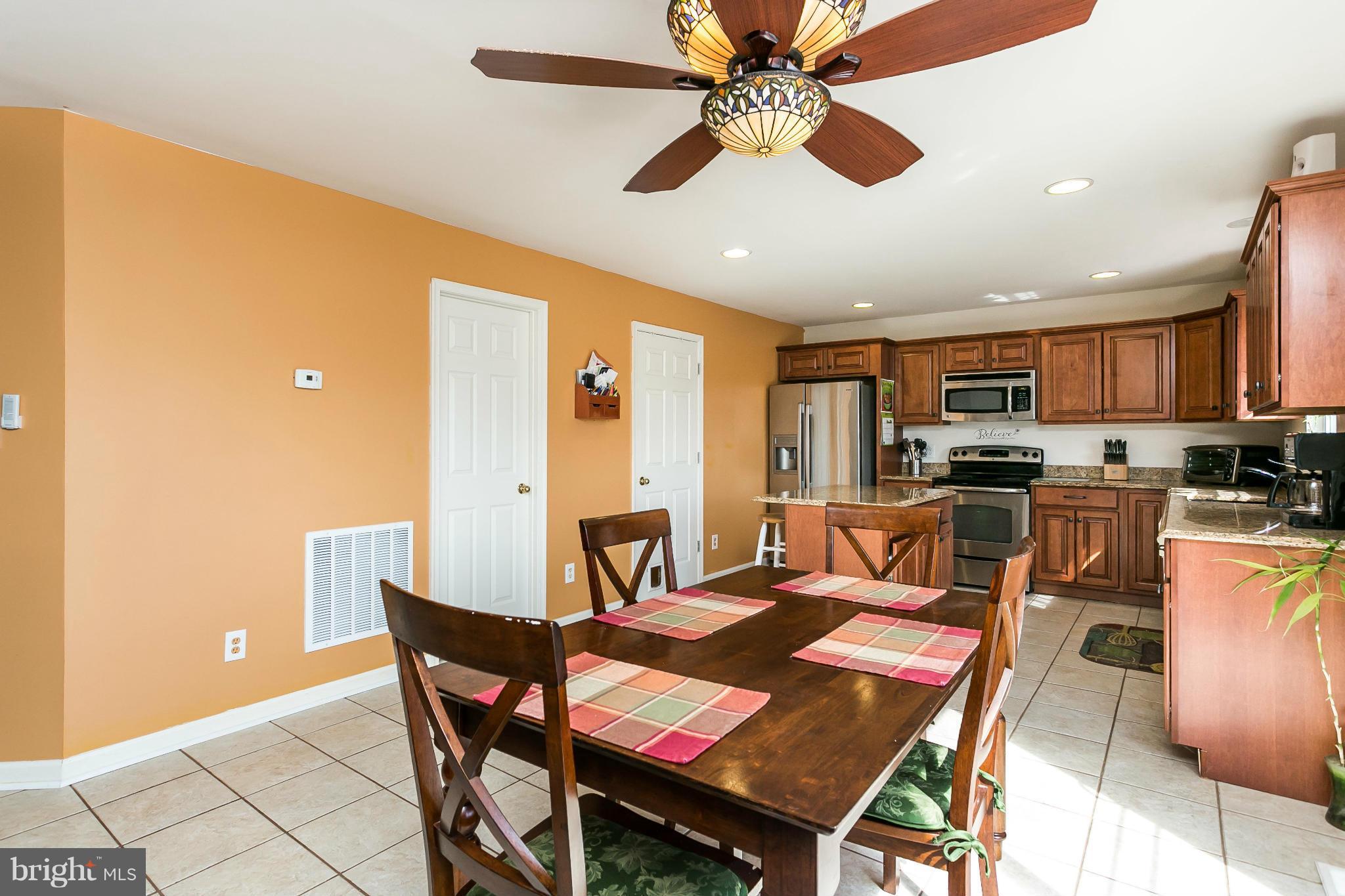 7702 Perry Road Baltimore, MD 21236 - Photo 10 of 30 Kitchen