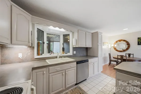 $399,000 | 192 Reese Loop, Taylorsville, NC 28681
