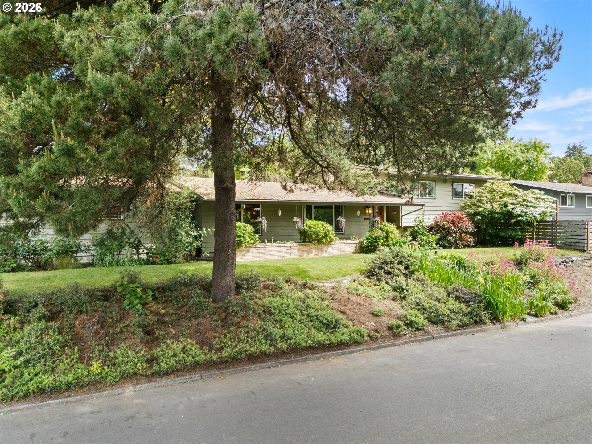 12955 Southwest Evergreen Street Beaverton, OR 97005 - Photo 41 of 44