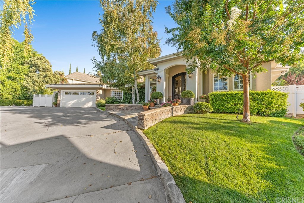 15620 Woodvale Road Encino, CA 91436 - Photo 5 of 52