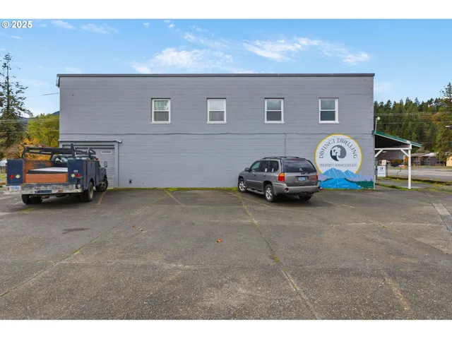 a car parked in front of a house