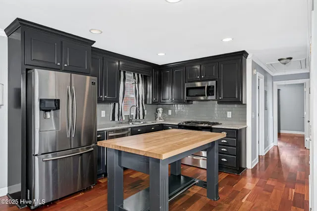 $305,000 | 122 Paul Ed Dail Road, Kenansville, NC 28349