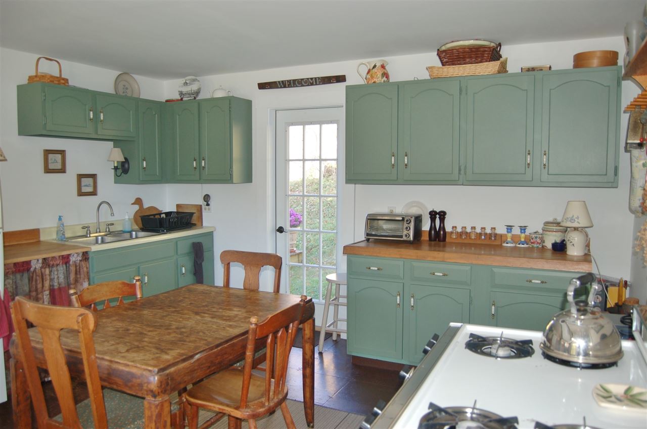 366 Chelsea-Corinth Road Washington, VT 05038 - Photo 4 of 28