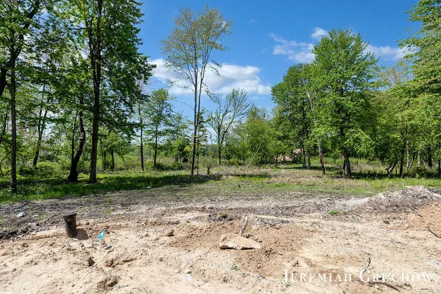 $249,000 | 757 West Sedona Hls Court Northeast, Grand Rapids, MI 49525