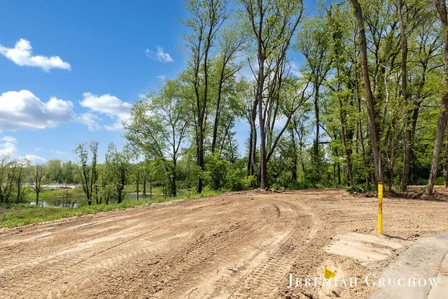 $249,000 | 757 West Sedona Hls Court Northeast, Grand Rapids, MI 49525