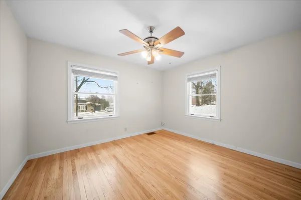 $306,000 | 721 North Jefferson Street, Lowell, MI 49331