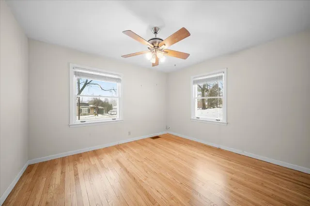 $287,000 | 721 North Jefferson Street, Lowell, MI 49331