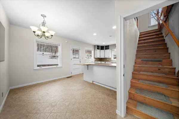 $306,000 | 721 North Jefferson Street, Lowell, MI 49331