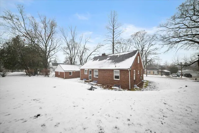 $287,000 | 721 North Jefferson Street, Lowell, MI 49331