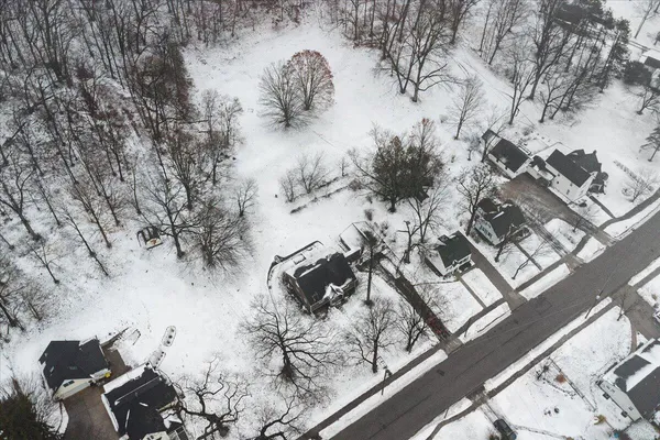 $306,000 | 721 North Jefferson Street, Lowell, MI 49331