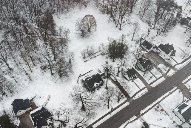 $287,000 | 721 North Jefferson Street, Lowell, MI 49331