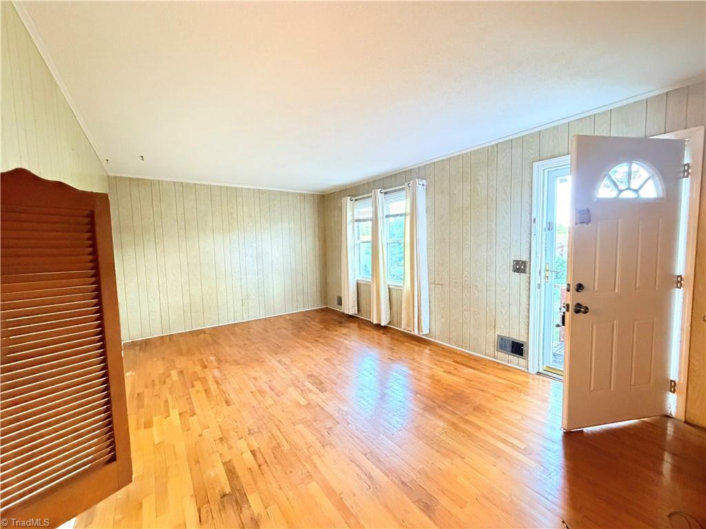 581 Martin Byrd Road Elkin, NC 28621 - Photo 3 of 24
