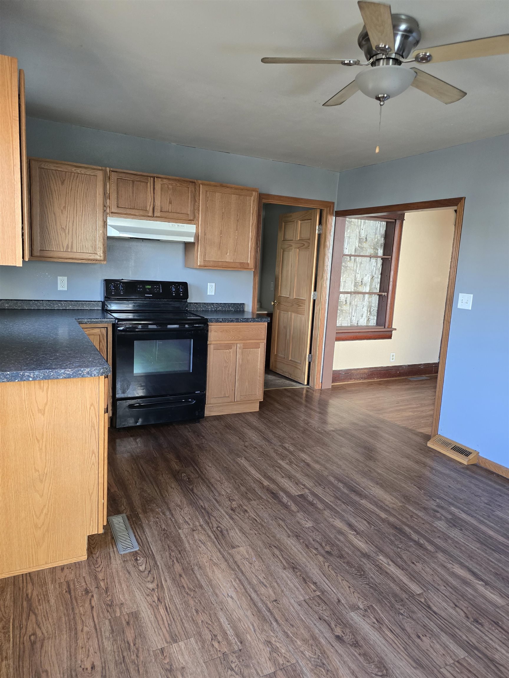 110 South Washington Street Berlin, WI 54923 - Photo 19 of 58