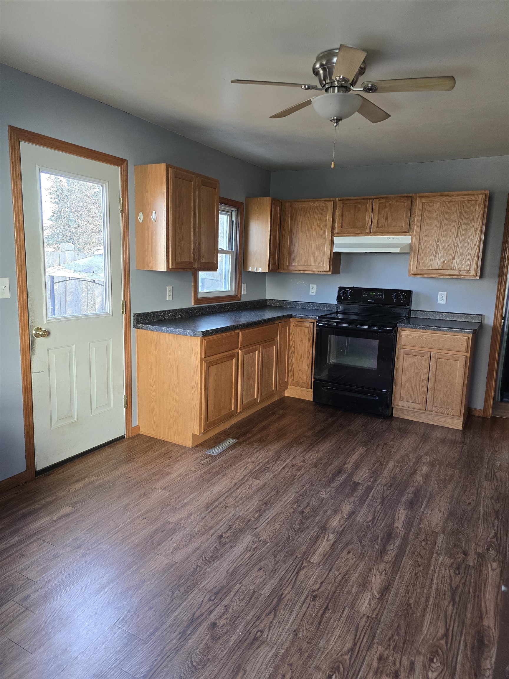 110 South Washington Street Berlin, WI 54923 - Photo 20 of 58
