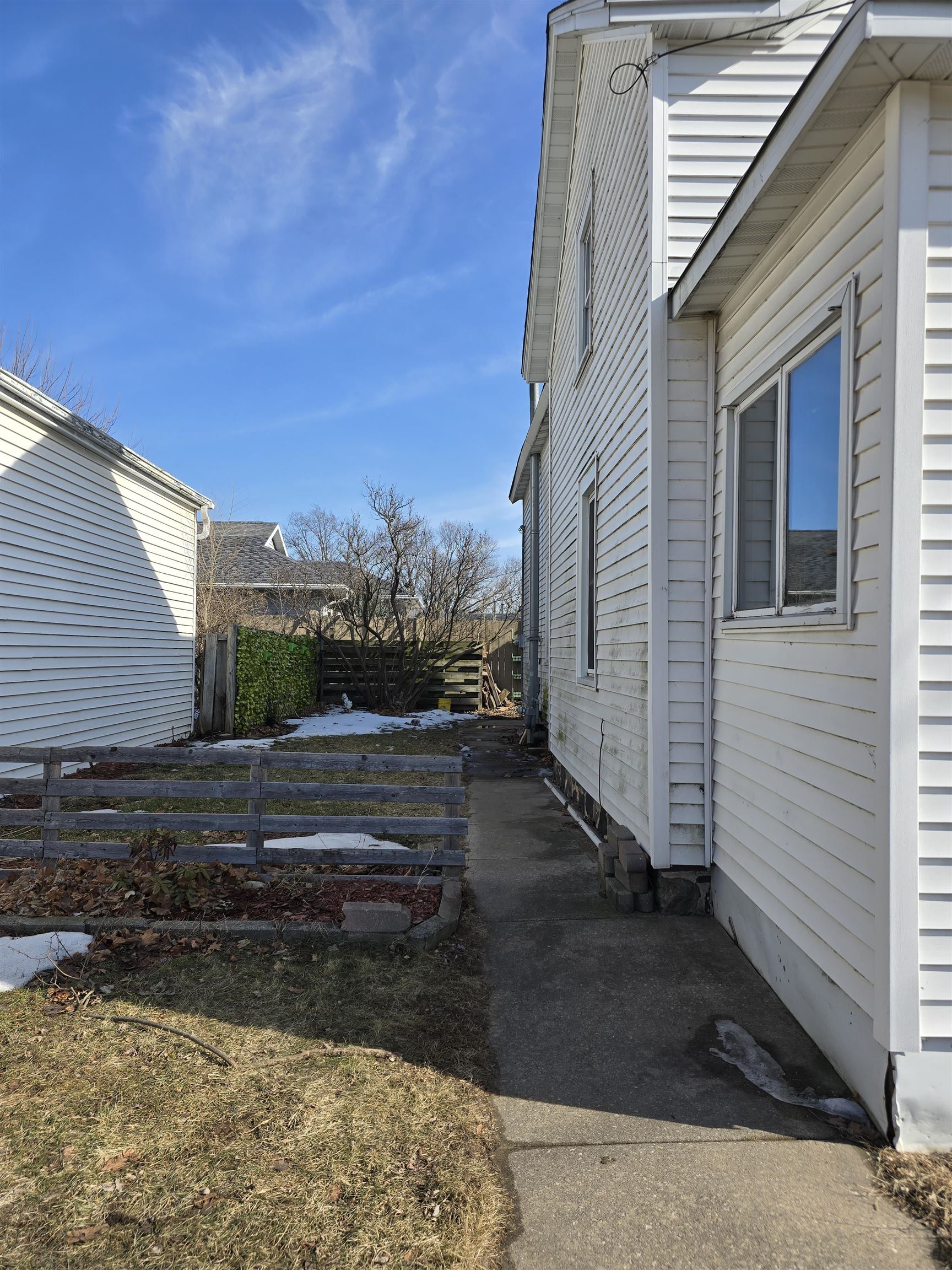 110 South Washington Street Berlin, WI 54923 - Photo 6 of 58