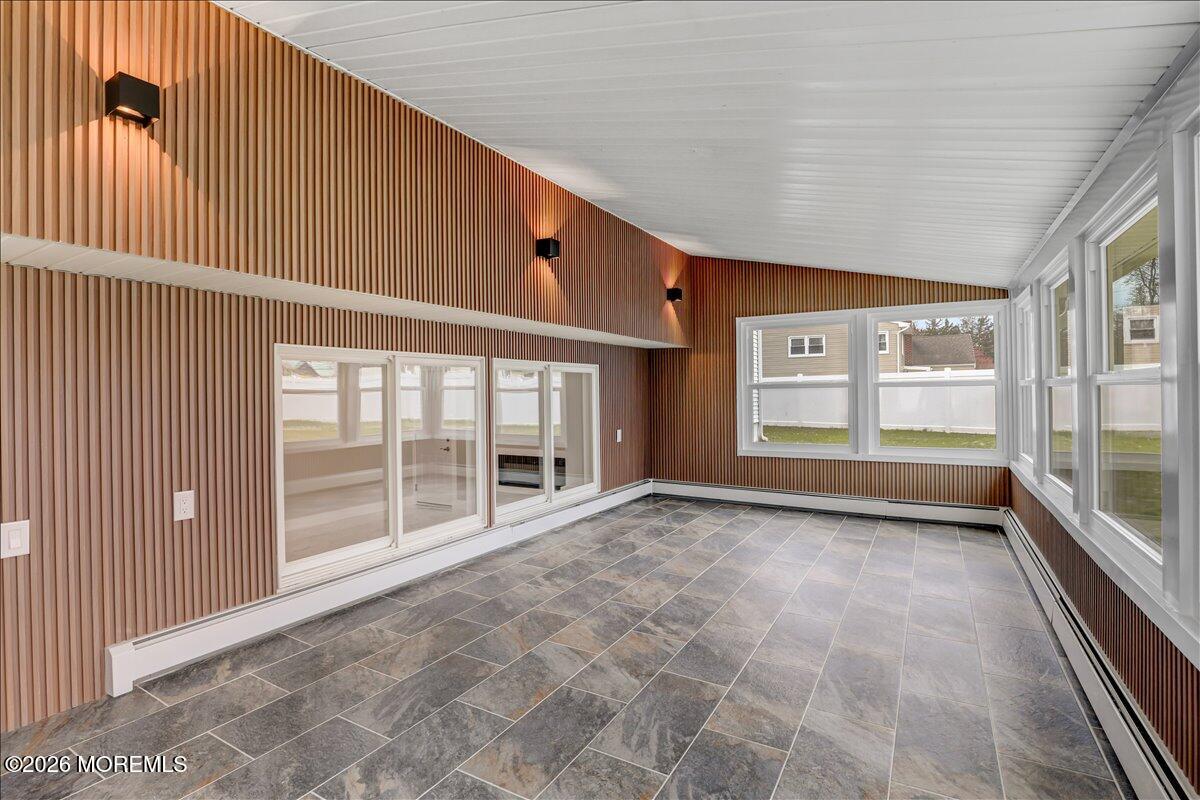 3 Roberta Drive Middletown, NJ 07748 - Photo 26 of 42 27-Sun Room