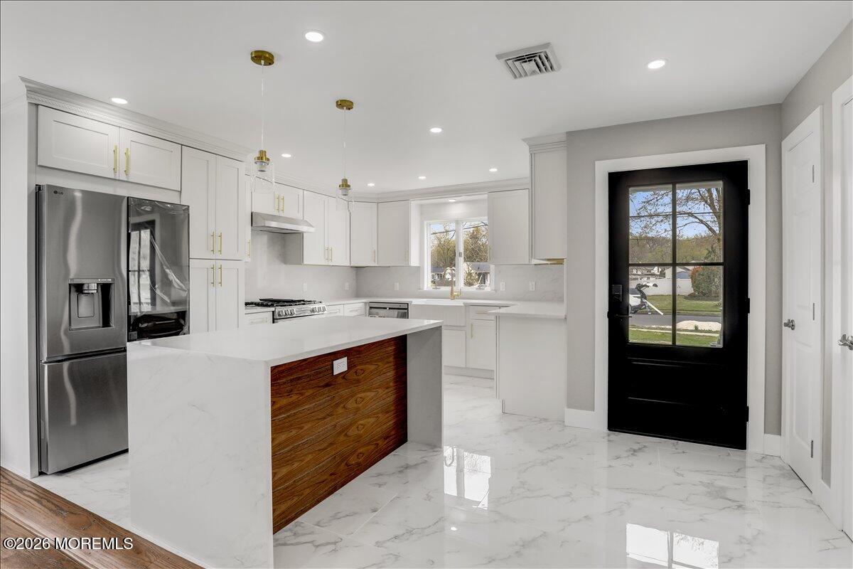 3 Roberta Drive Middletown, NJ 07748 - Photo 10 of 42 11-Kitchen