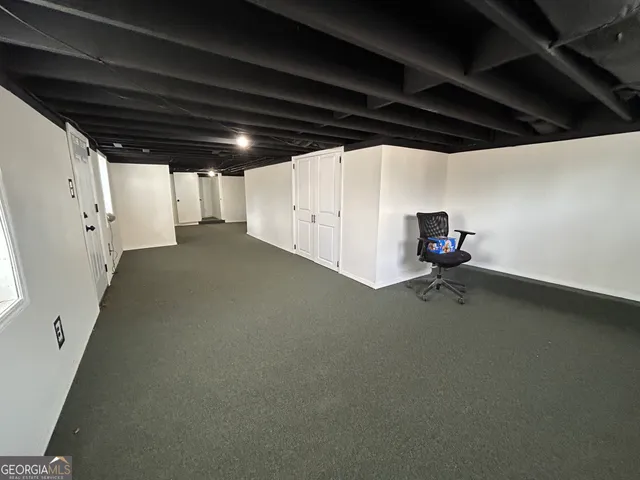 a view of a storage & utility room