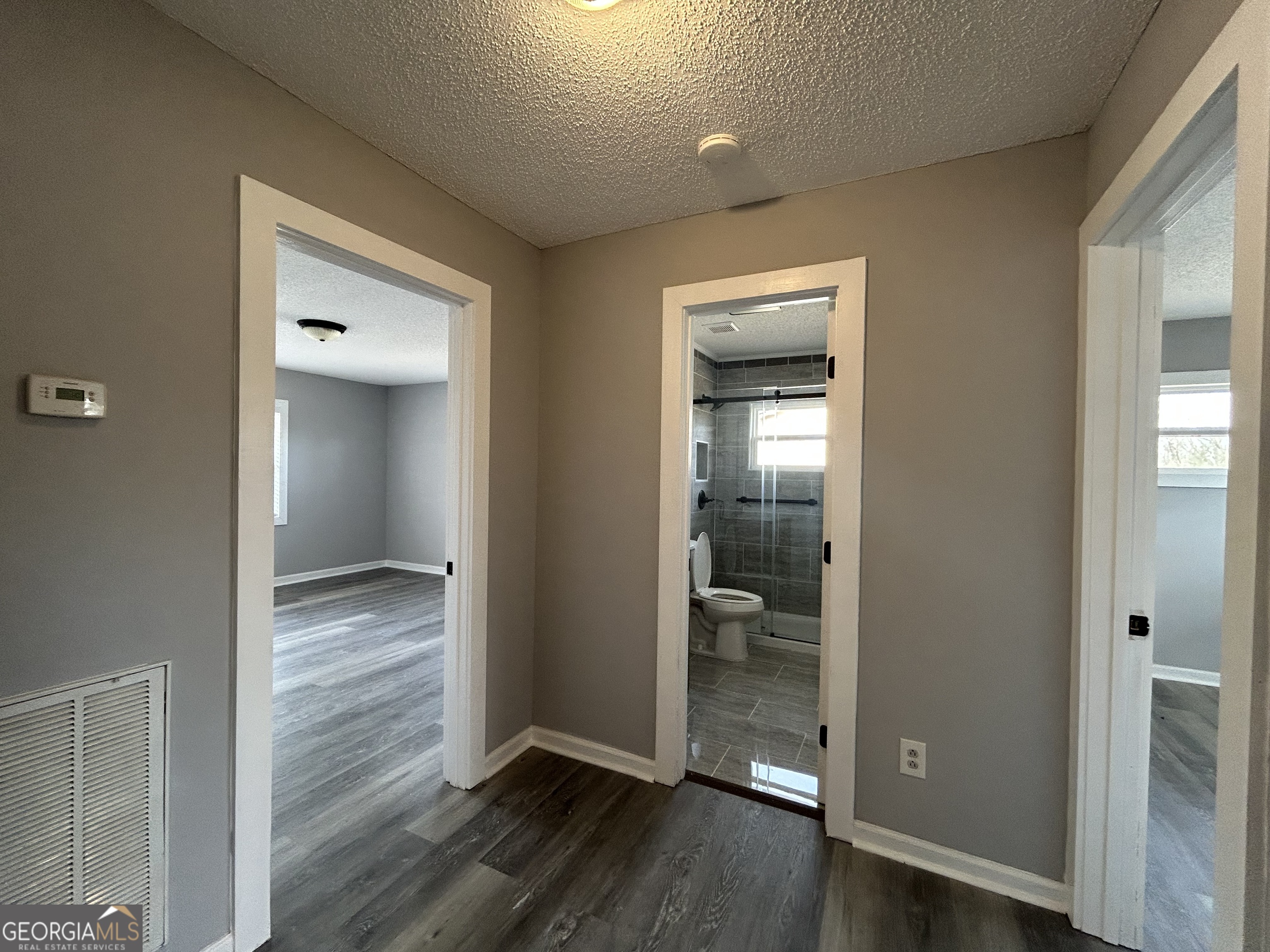 36 Mitchell Street Newnan, GA 30263 - Photo 5 of 28