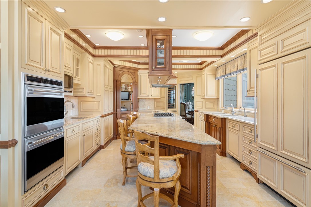 8 Manatuck Avenue Westerly, RI 02891 - Photo 16 of 41