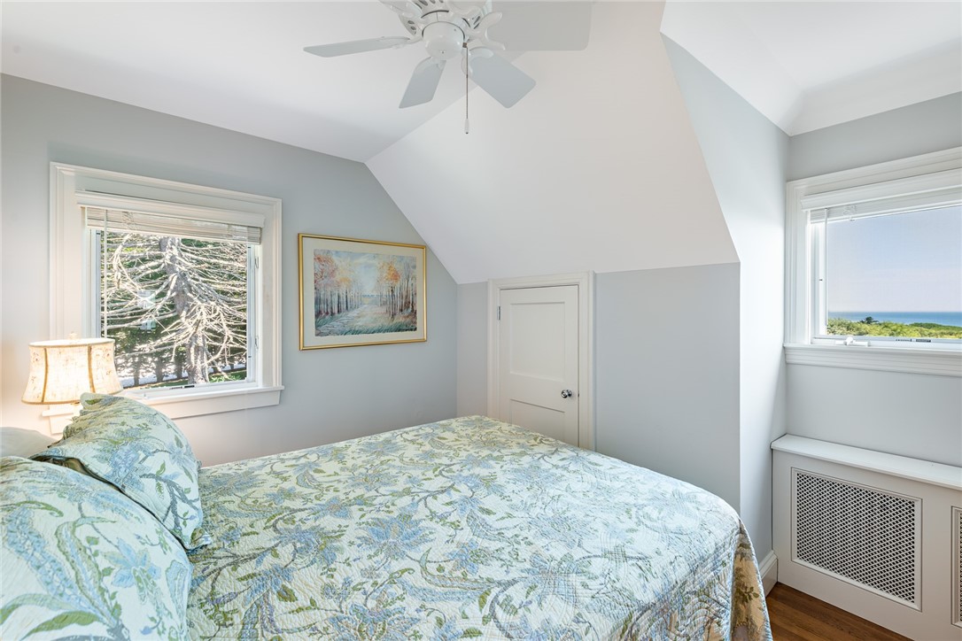 8 Manatuck Avenue Westerly, RI 02891 - Photo 36 of 41