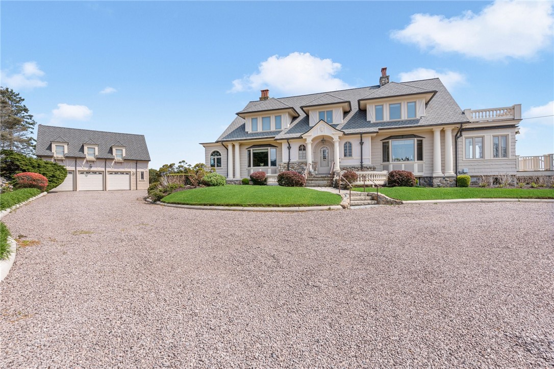 8 Manatuck Avenue Westerly, RI 02891 - Photo 5 of 41