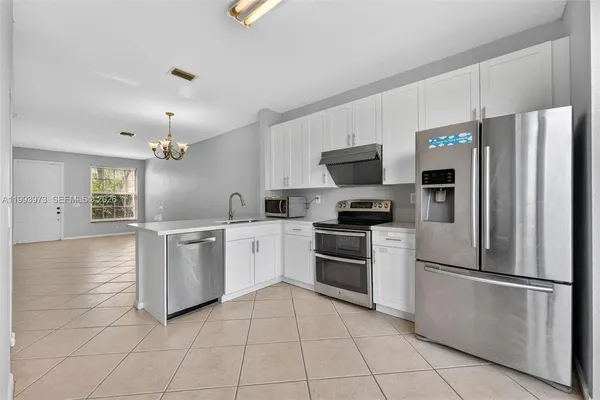 $3,315 | 1805 Northwest 78th Way, Pembroke Pines, FL 33024