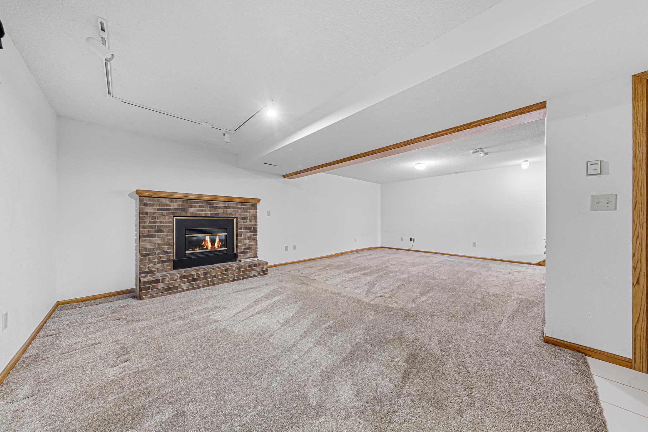 2114 51st Street Northwest Rochester, MN 55901 - Photo 28 of 37 Gallery Image 28