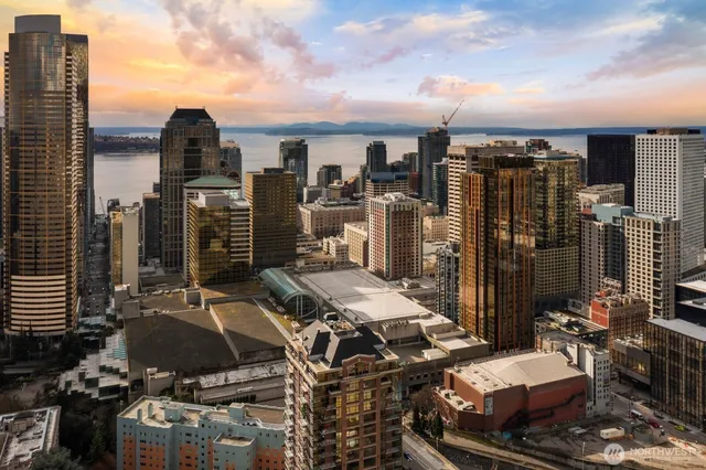 $454,950 | 1420 Terry Avenue, Unit 1903, Seattle, WA 98101