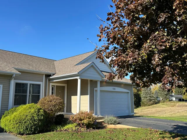 $449,000 | 2542 Medinah Lane, Benton Harbor, MI 49022