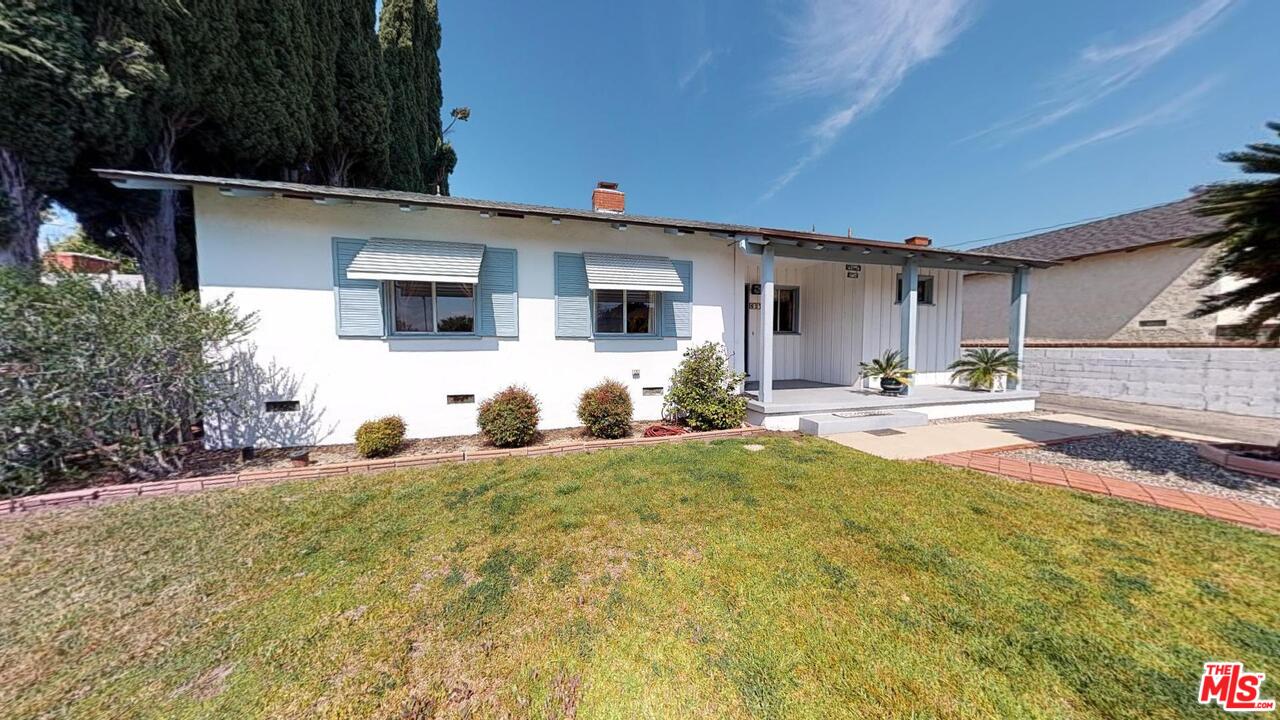 627 Stephen Road Burbank, CA 91504 - Photo 1 of 22