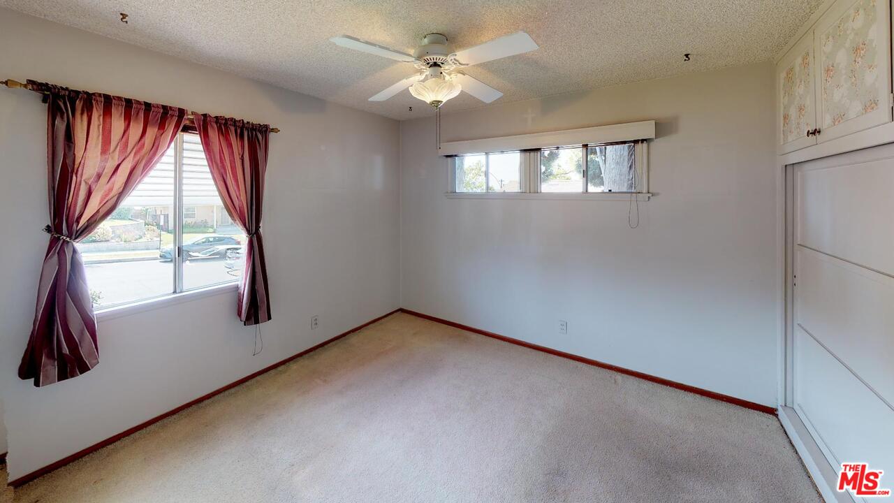 627 Stephen Road Burbank, CA 91504 - Photo 11 of 22