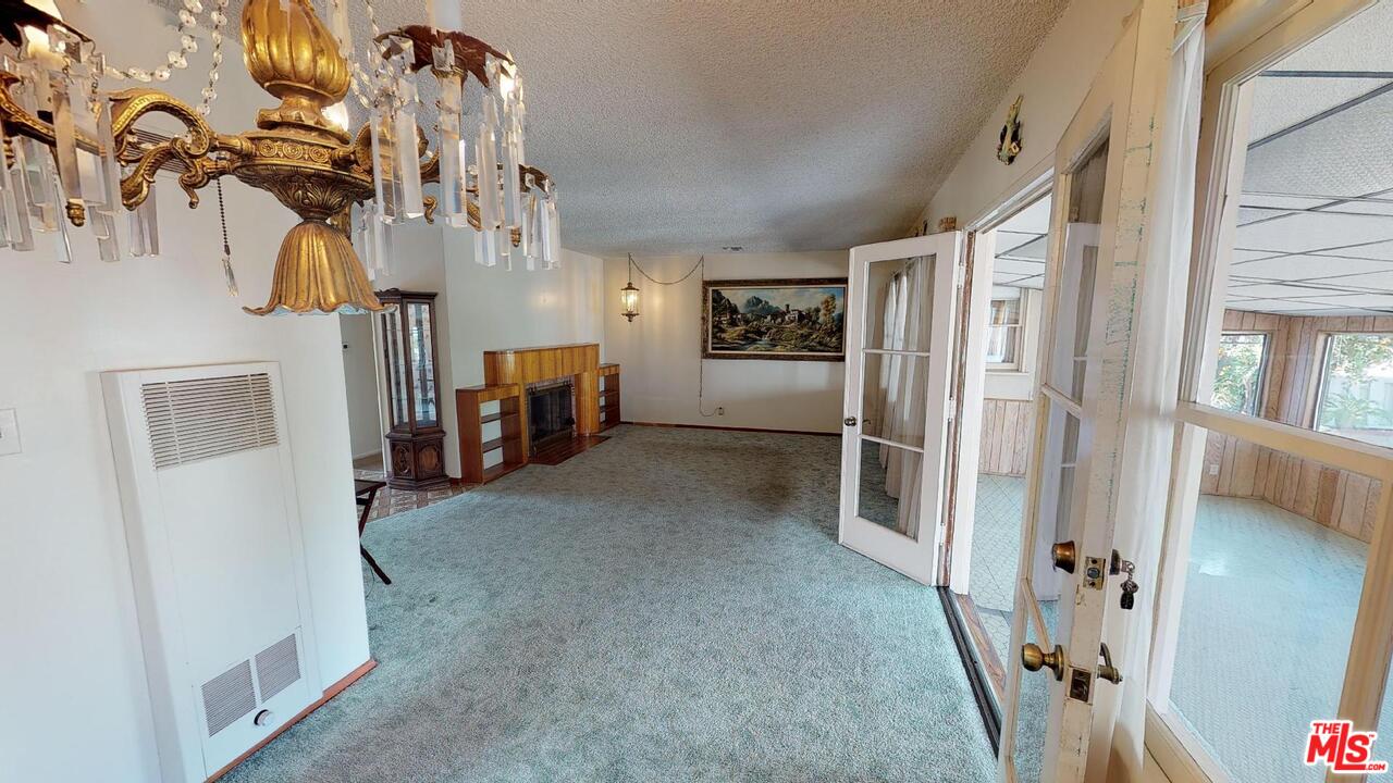627 Stephen Road Burbank, CA 91504 - Photo 17 of 22