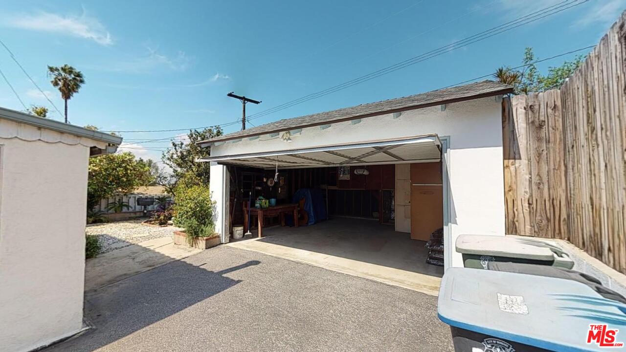627 Stephen Road Burbank, CA 91504 - Photo 20 of 22