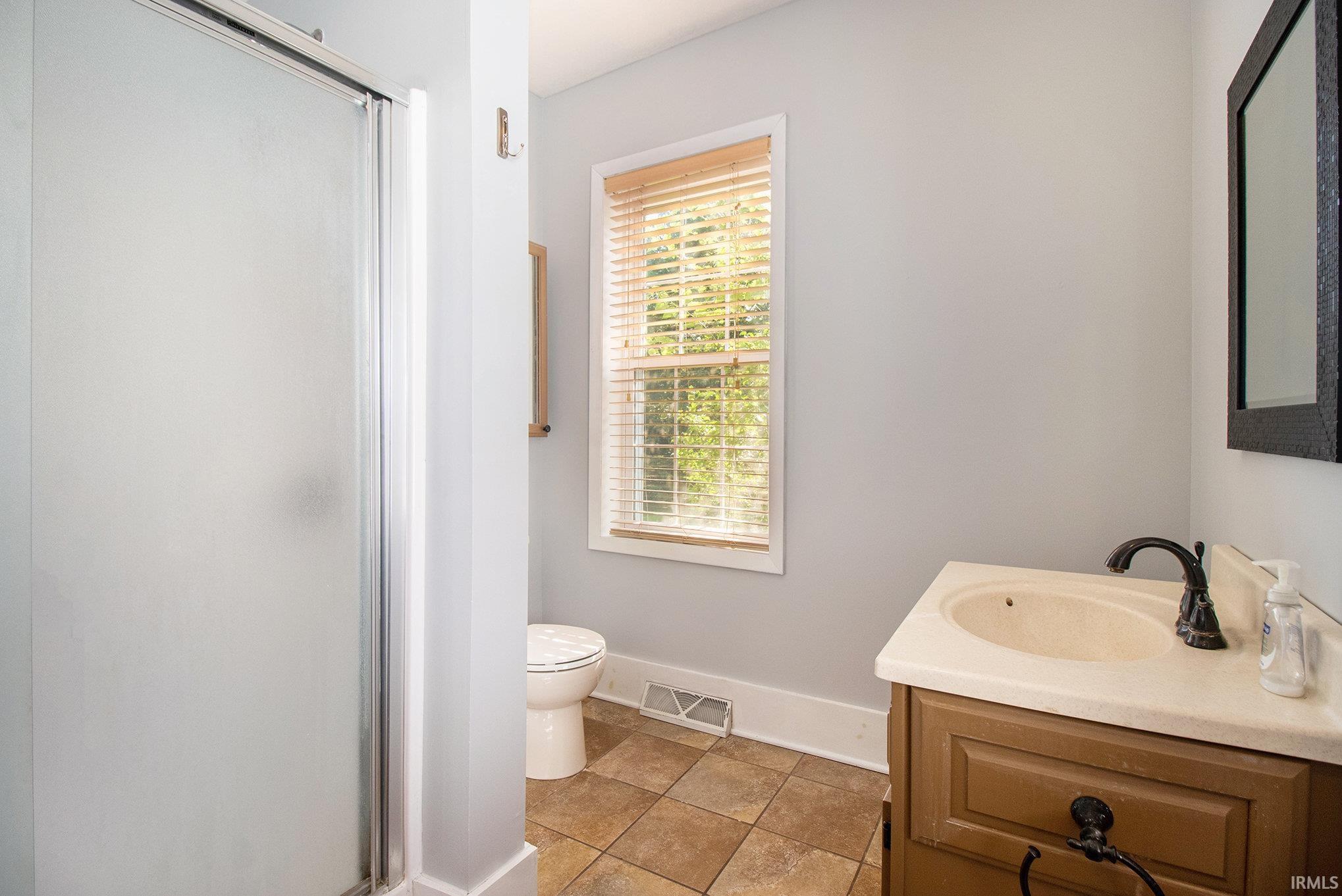 10234 Edison Road Osceola, IN 46561 - Photo 14 of 31 Gallery Image 14