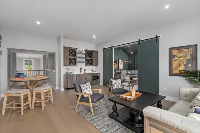 $1,899,990 | 5508 Jenbreck Lane, Arrington, TN 37014