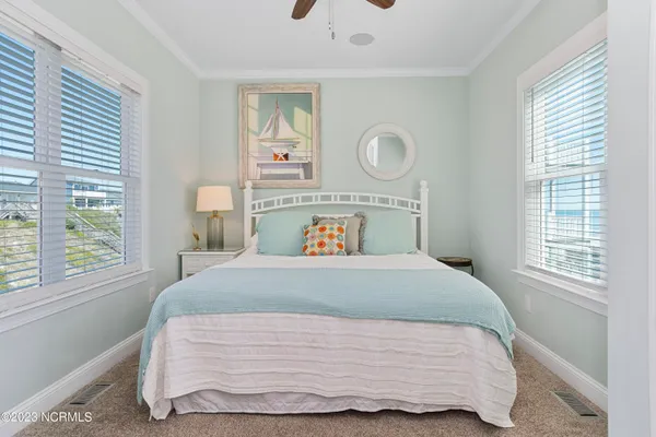 $2,200,000 | 611 Ocean Drive, Emerald Isle, NC 28594