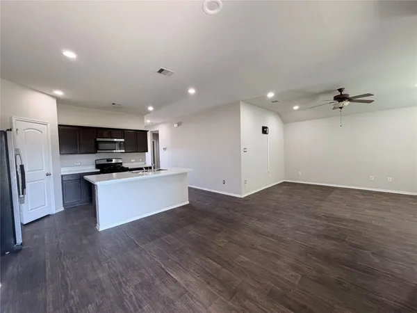 $2,000 | 21519 Victoria Harbor Drive, Katy, TX 77449