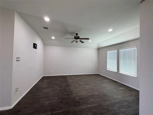 $2,000 | 21519 Victoria Harbor Drive, Katy, TX 77449