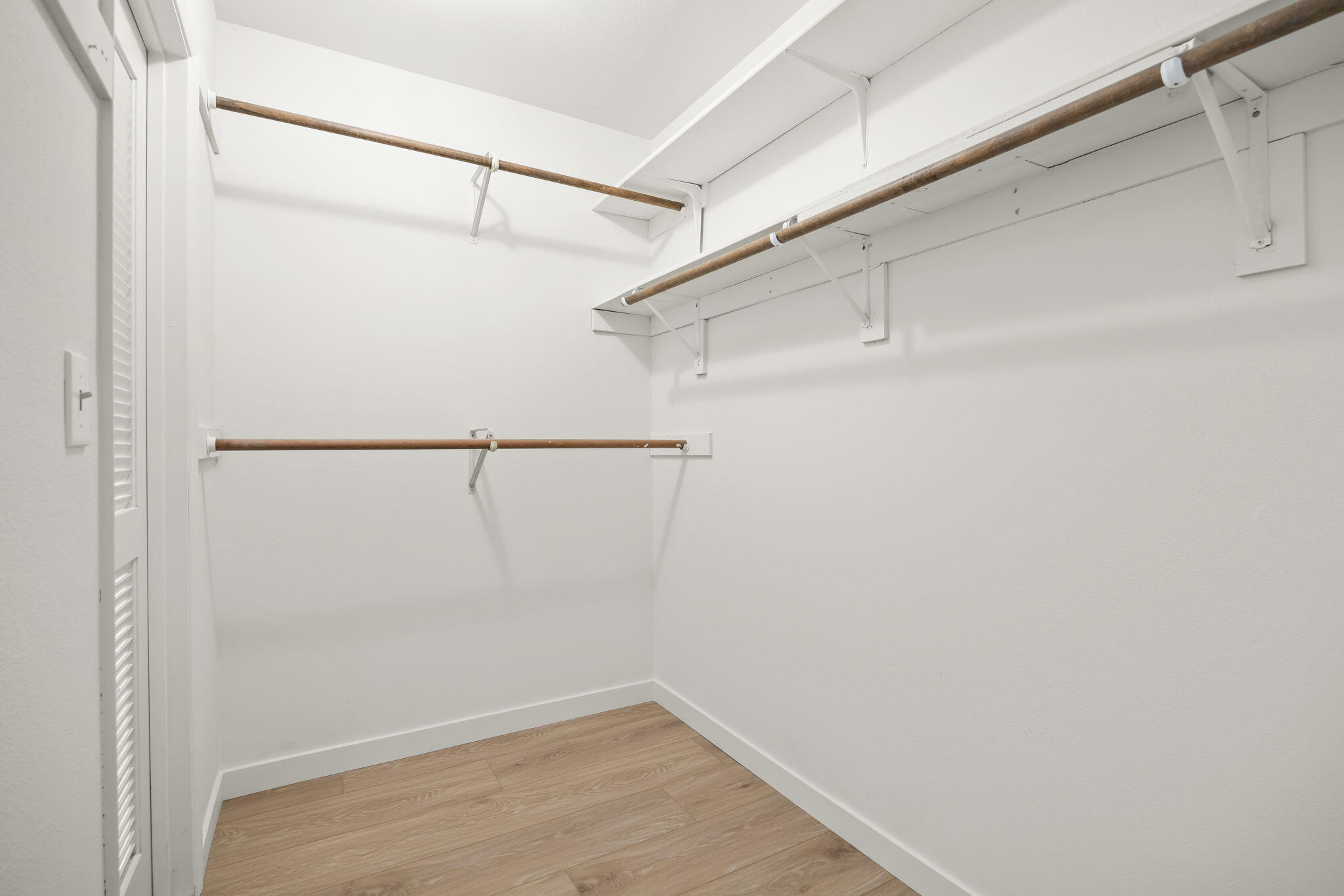 885 Oakwood Street Ojai, CA 93023 - Photo 23 of 35 a view of small space