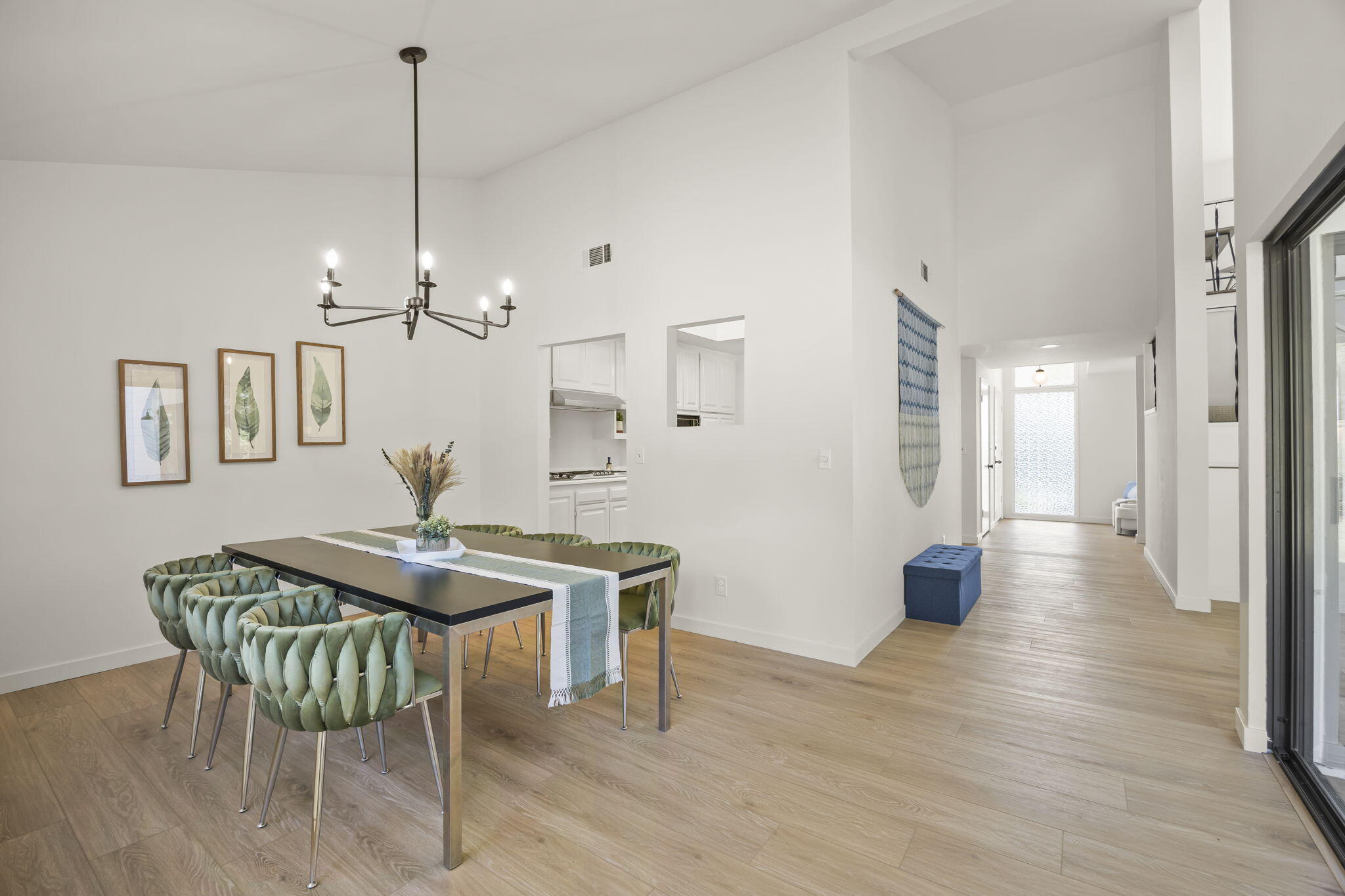 885 Oakwood Street Ojai, CA 93023 - Photo 3 of 35 a view of a dining room with furniture